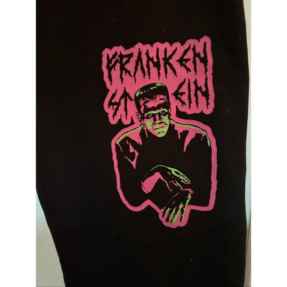 Torrid Universal Monsters Frankenstein cropped legging size 1X NWT - Picture 7 of 9